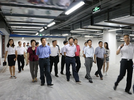 市人大、市政府領(lǐng)導(dǎo)走訪調(diào)研市交通樞紐地下人防工程