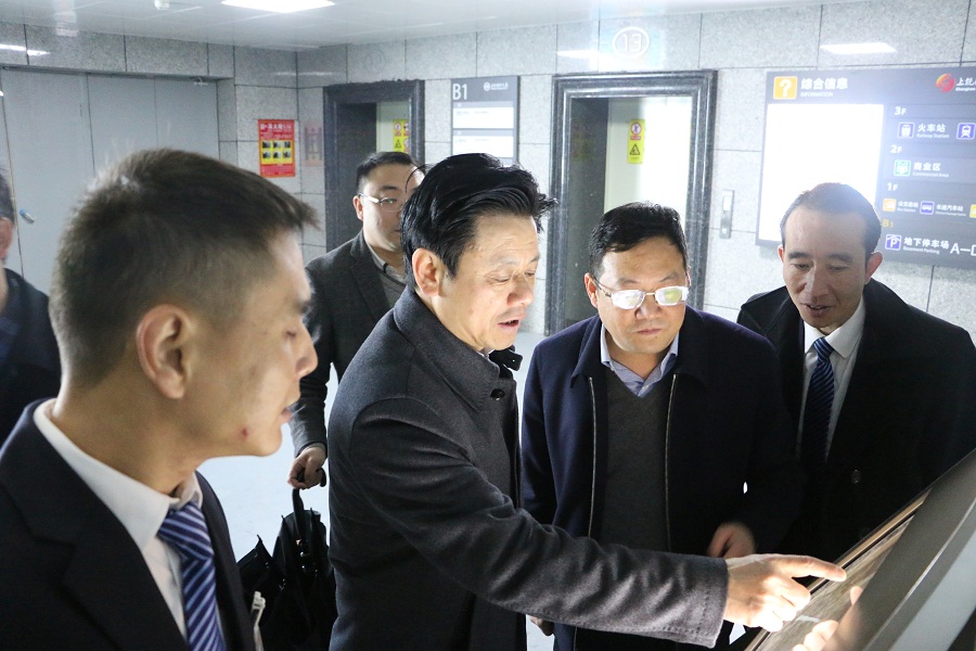 市委常委、常務副市長汪東進視察綜合交通樞紐地下停車場及酒店項目